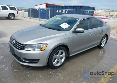 2014 Volkswagen Passat 1.8T Wolfsburg Edition from USA, damaged, VIN 1VWAT7A33EC038497